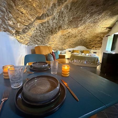 Tajito Romano Setenil De Las Bodegas Bagian luar foto